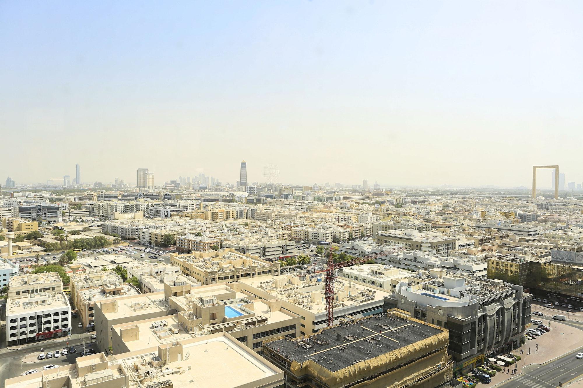 City Seasons Towers Hotel Bur Dubai Exterior photo